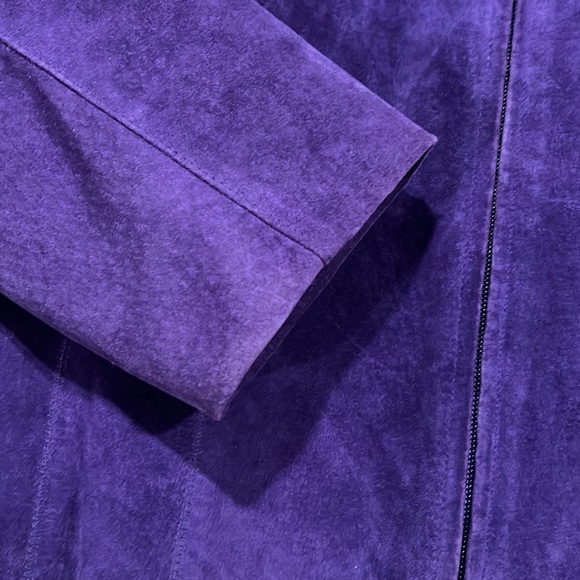Revue - 16, purple/grape suede jacket - Picture 6 of 8